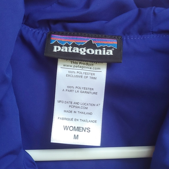 Patagonia Fur Grey Vest with Purple lining Size M - Picture 2 of 3